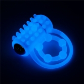 Голубое, светящееся в темноте виброкольцо Lumino Play Vibrating Penis Ring - Lovetoy - в Братске купить с доставкой