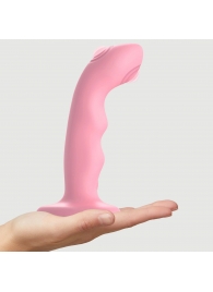 Розовая насадка-стимулятор Strap-On-Me Tapping Dildo Wave - Strap-on-me - купить с доставкой в Братске
