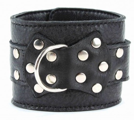 Чёрные наручники  из кожи с пряжкой - БДСМ Арсенал - купить с доставкой в Братске